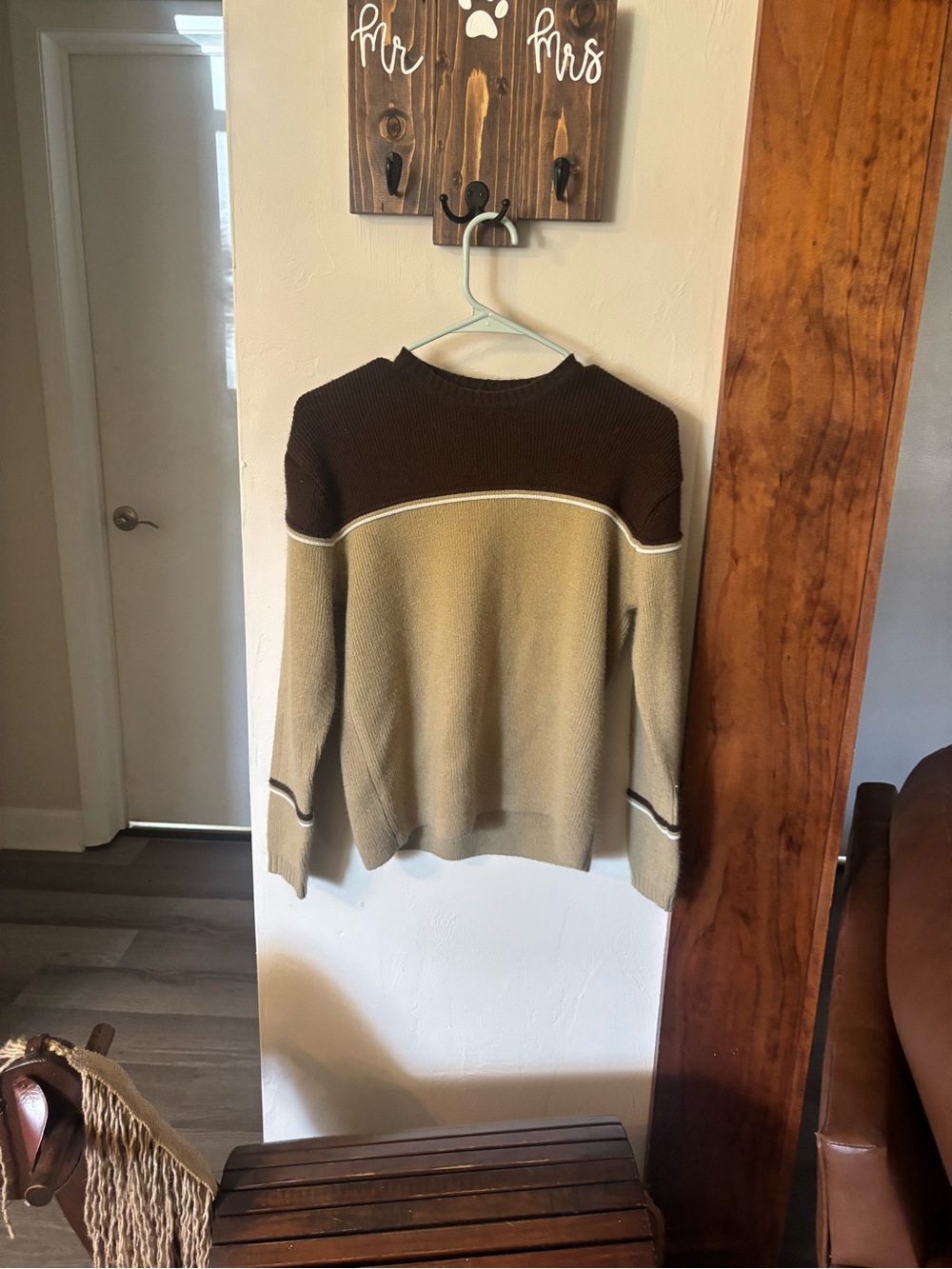 Two-Tone Knit Sweater in Brown and Beige